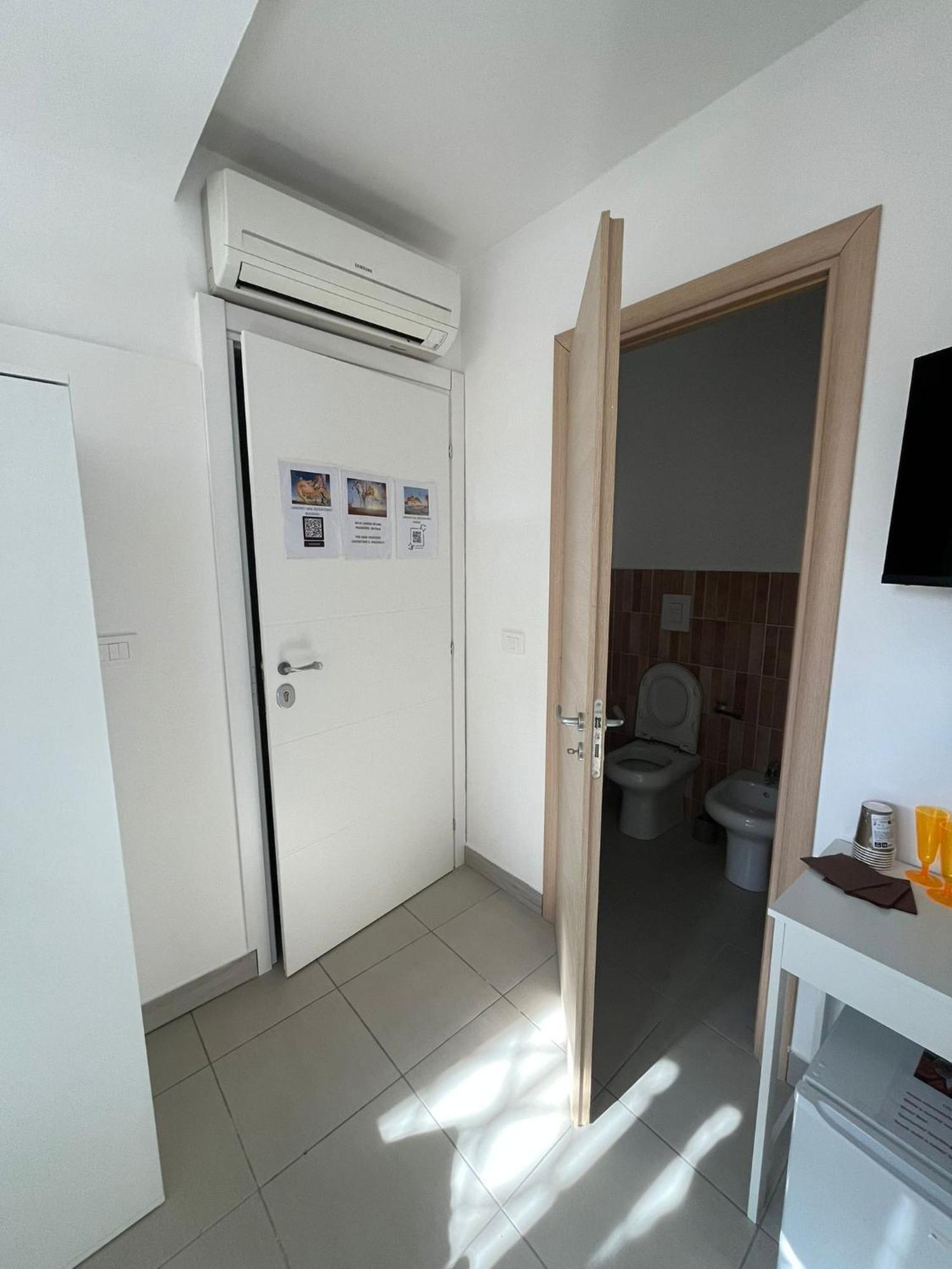 Aurora Rooms Помільяно-д'Арко Екстер'єр фото